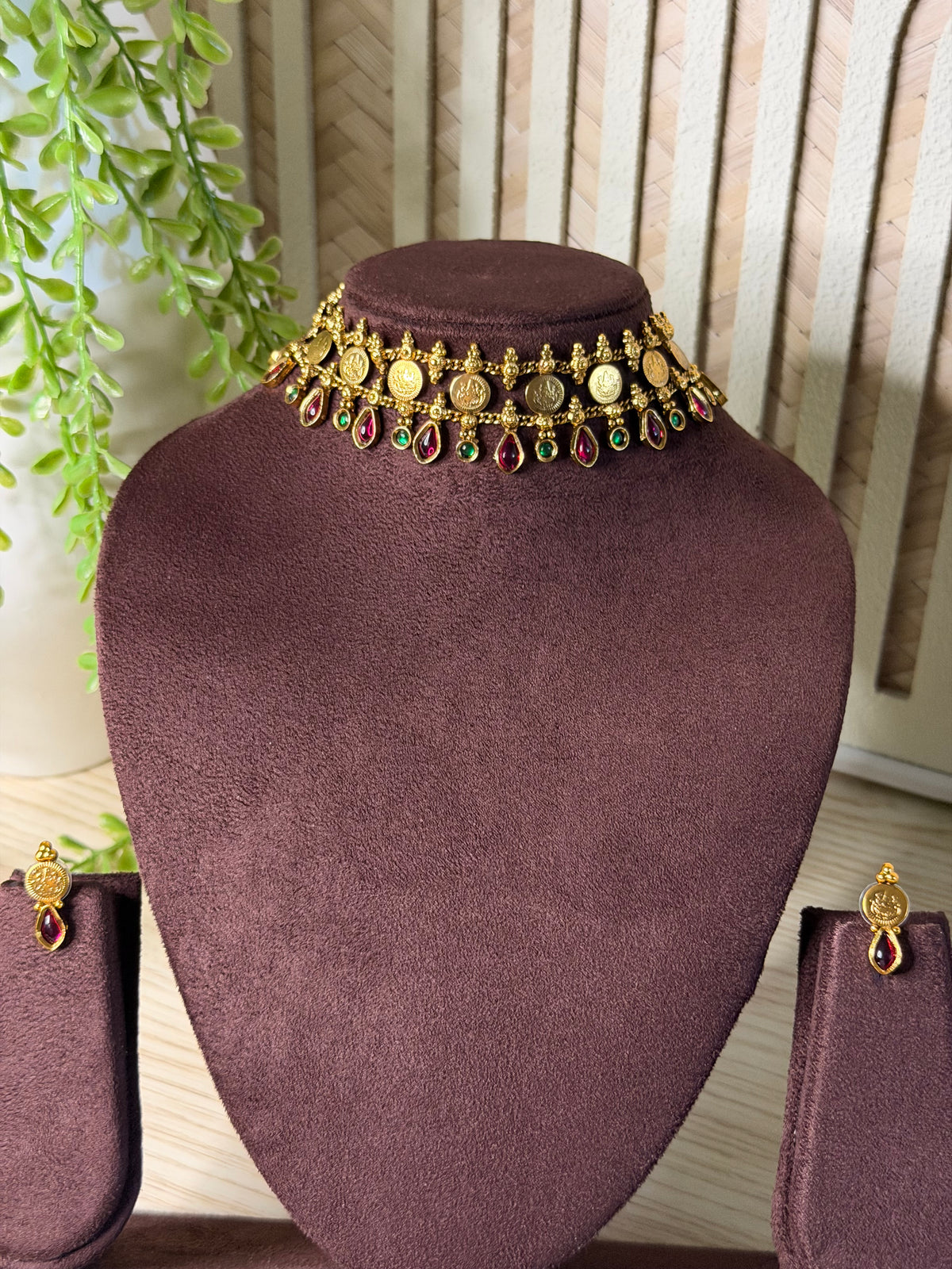 Tear Drop Coin Choker