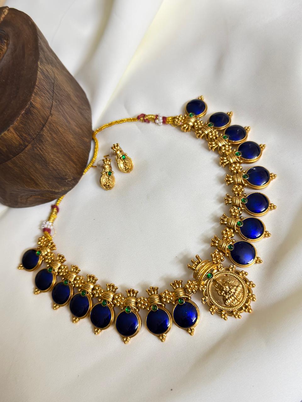 Round Palakka With Devi Pendant — Blue