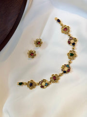 Gulmohar Navaratna Choker