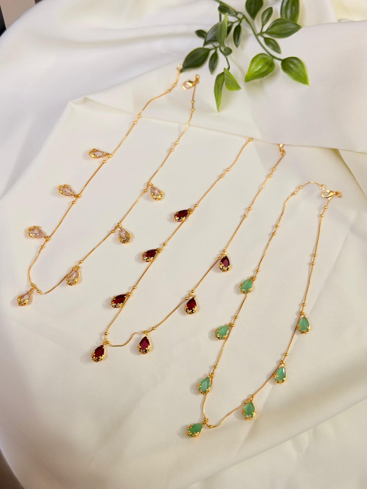 Dewdrop Neckpiece