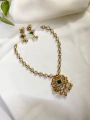 Cubic Zirconia Ruby Neckpiece With White Stones And Pearls