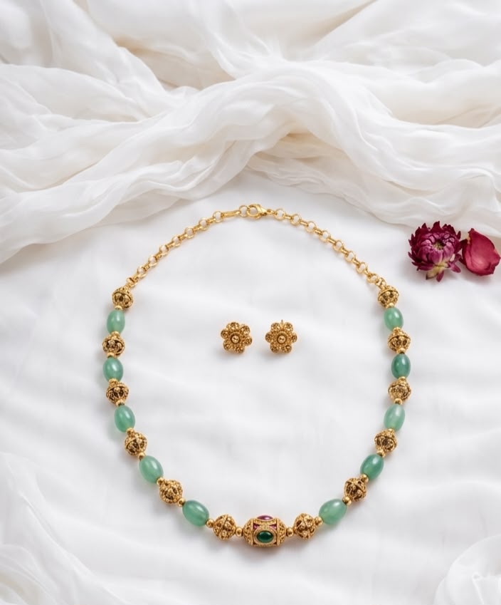 Green Beaded Short Chain
