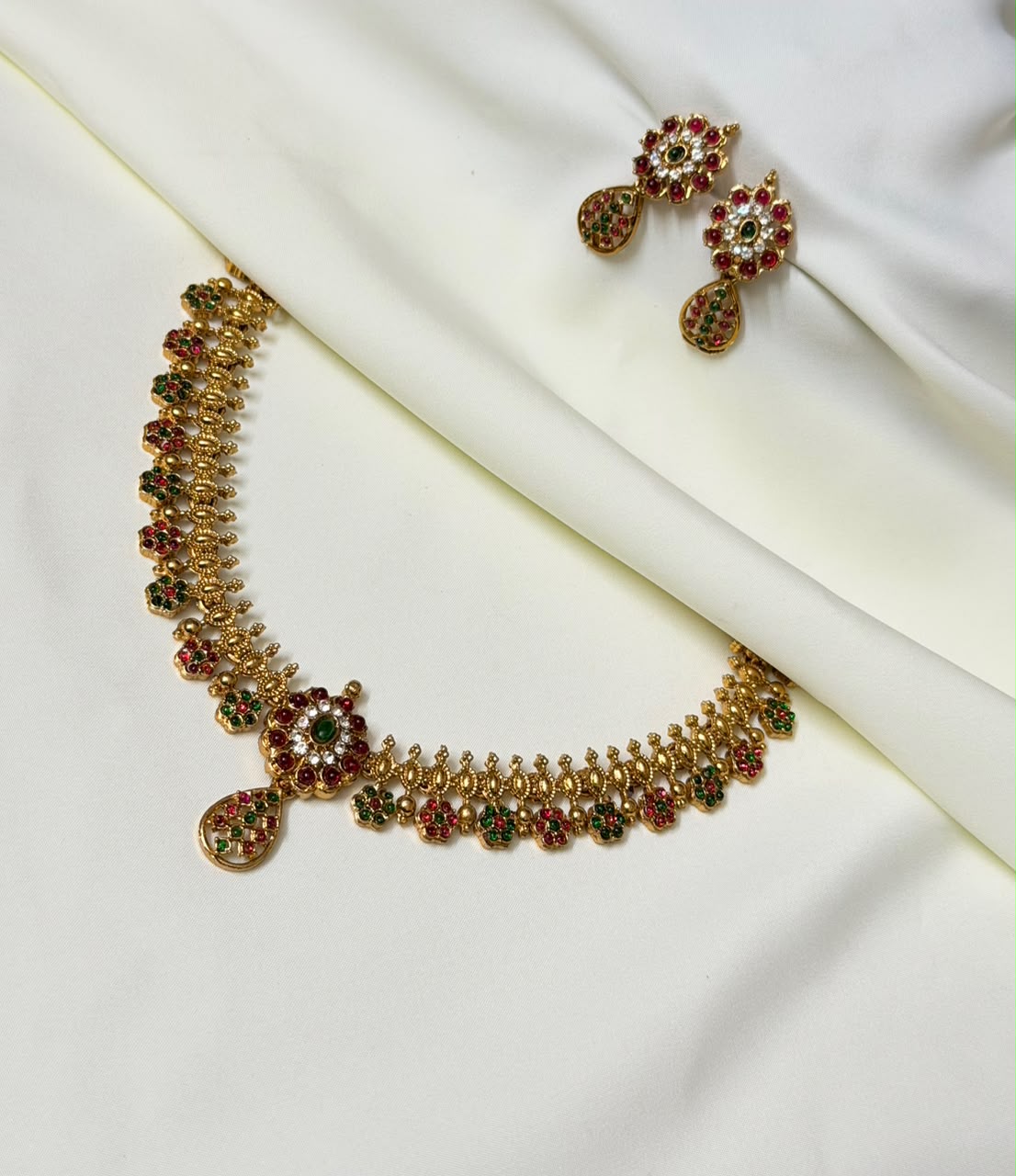 Antique Affordable Floral Necklace