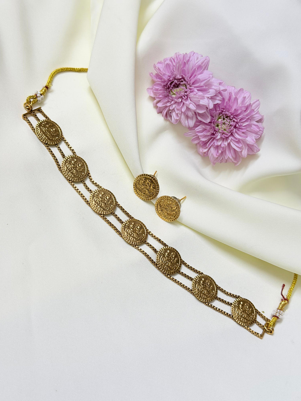 3 Line Coin Choker With Idol