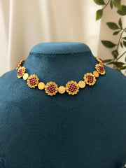 Floral Diamond Shape Green Coin Fusion Necklace Red