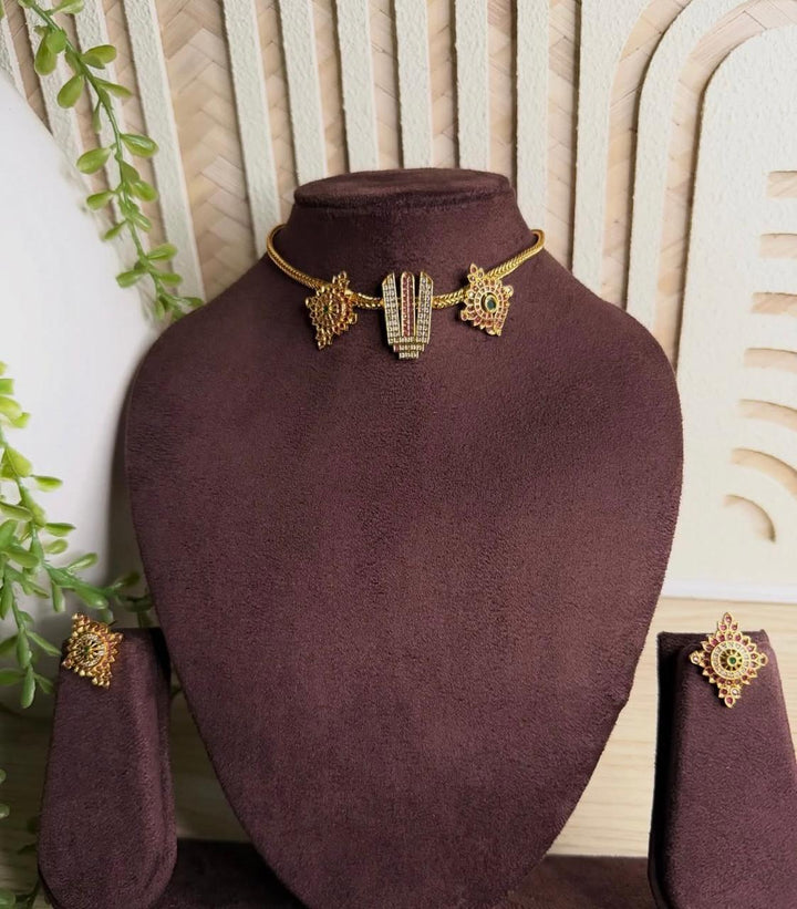 Perumaal Neckpiece With CZ Stone