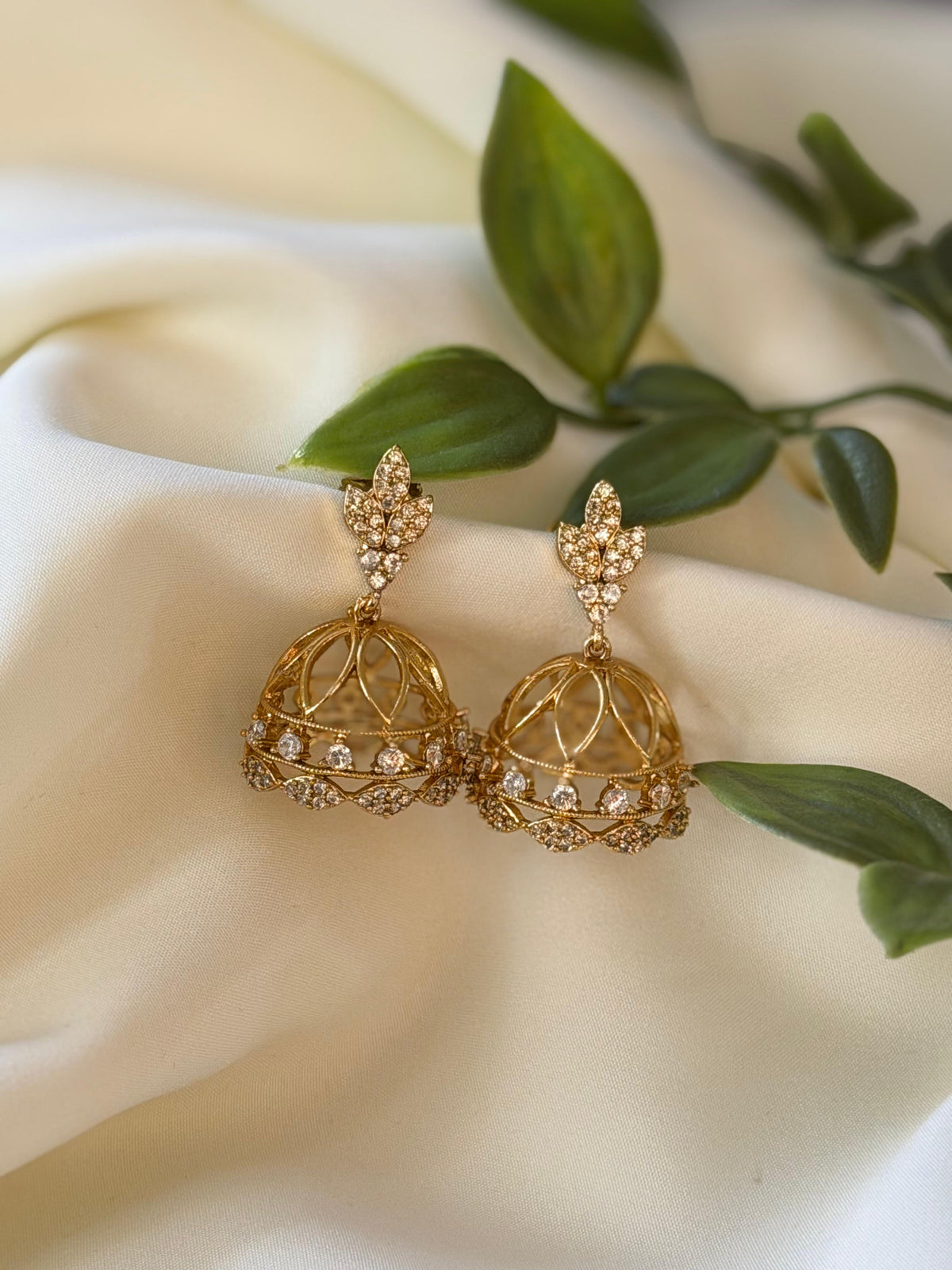White AD Stone Gold Look Alike Jhumka