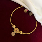 Floral Short Necklace