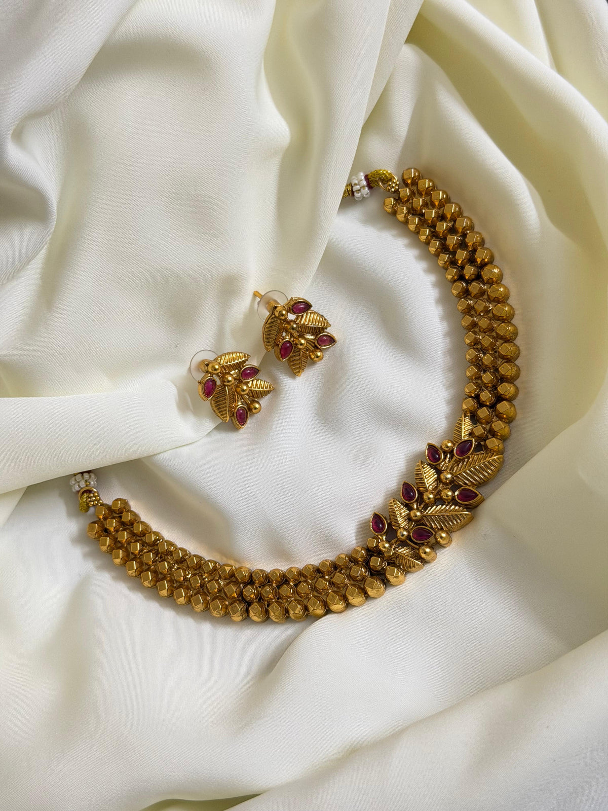 Antique Rani Leaf Necklace — Red