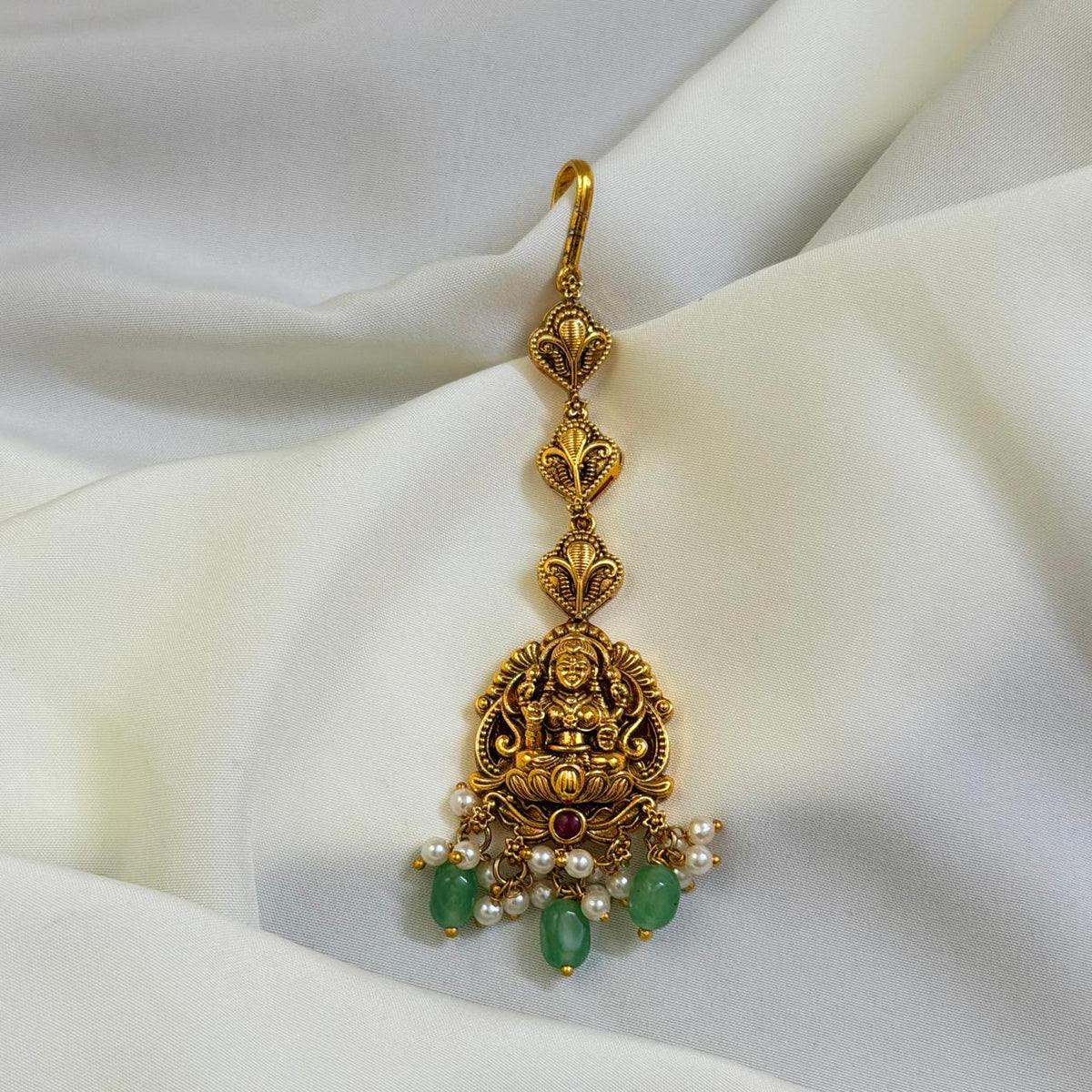 Lakshmi Maang Tika With Green Beads
