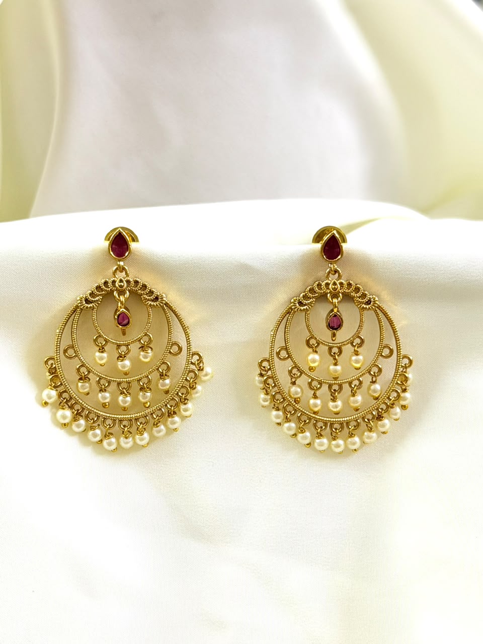 Hoop Earrings With Hanging Pearls — Red