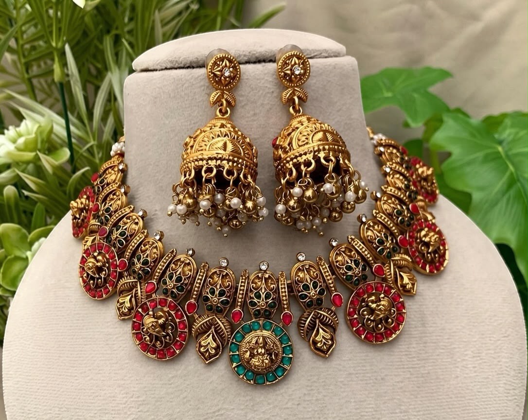 Antique Temple Pushpa Chakra Jewellery Set