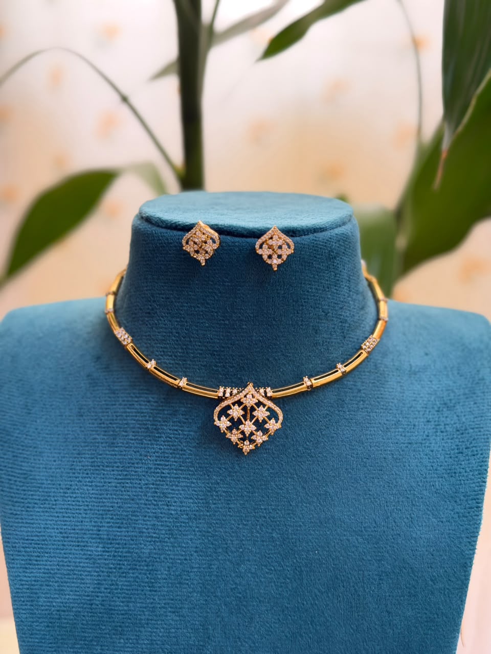 Floral Detachable Locket CZ Stone Hasli Necklace