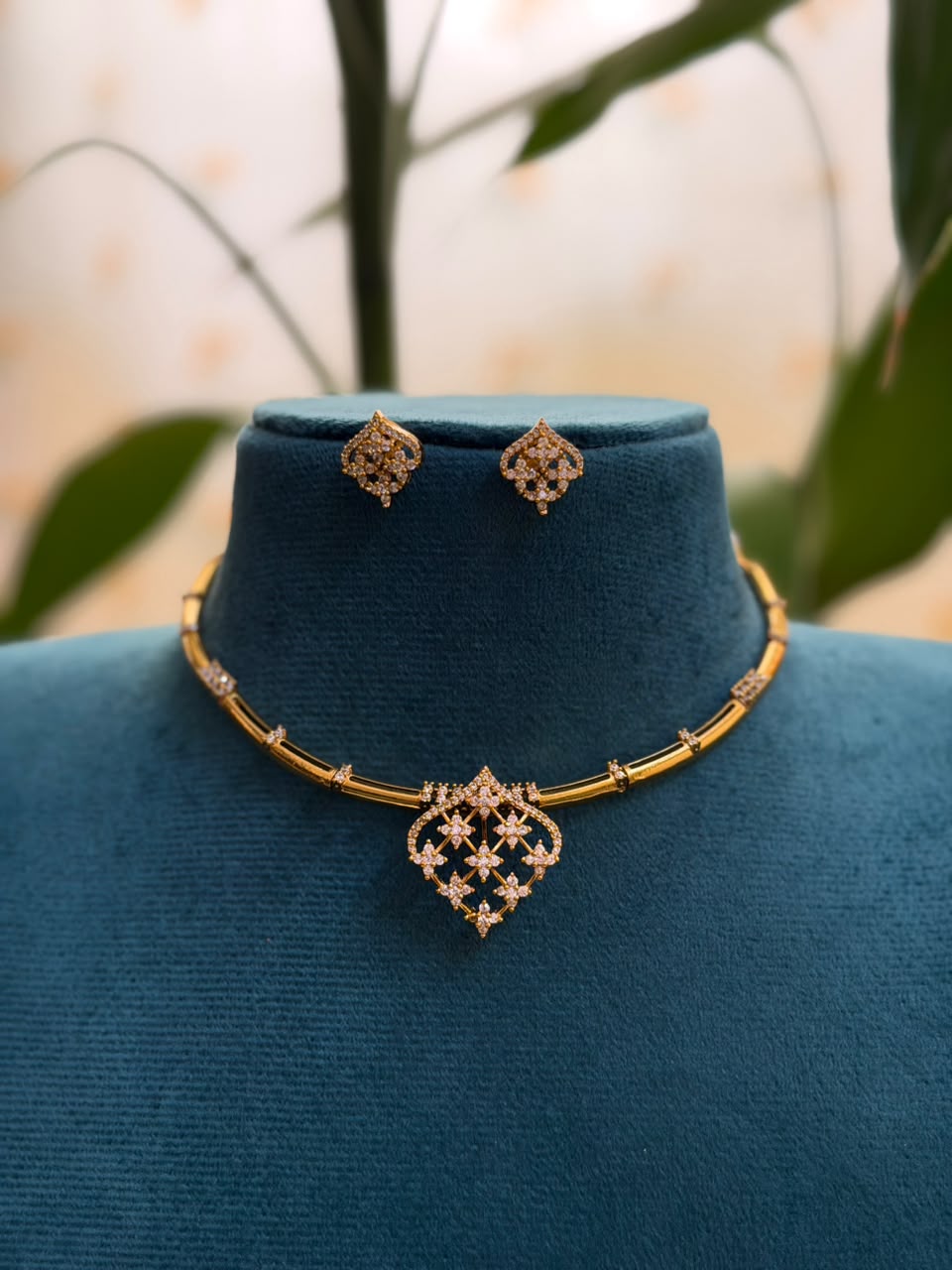Floral Detachable Locket CZ Stone Hasli Necklace