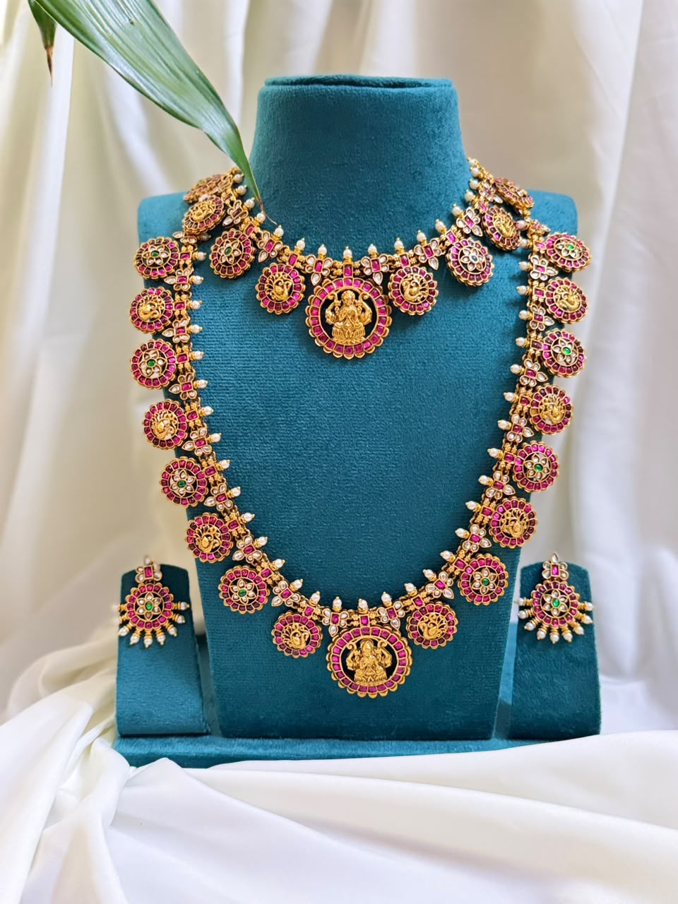 Kemp Bridal Set With Pink Green And White Kemp Stones
