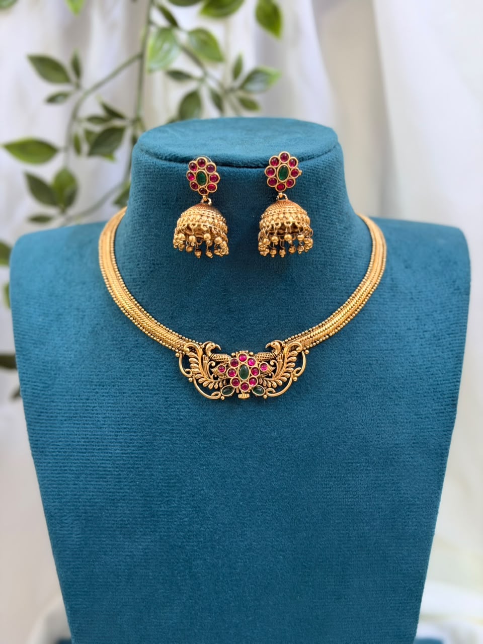 Openable Kasavu Mala With Jhumka