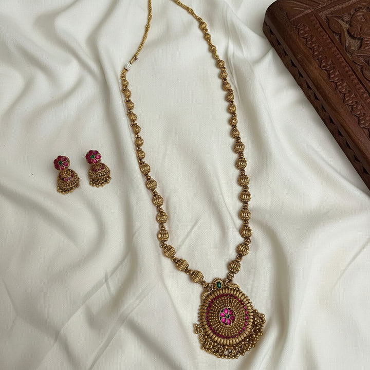 Non Idol Floral Pendant Haram