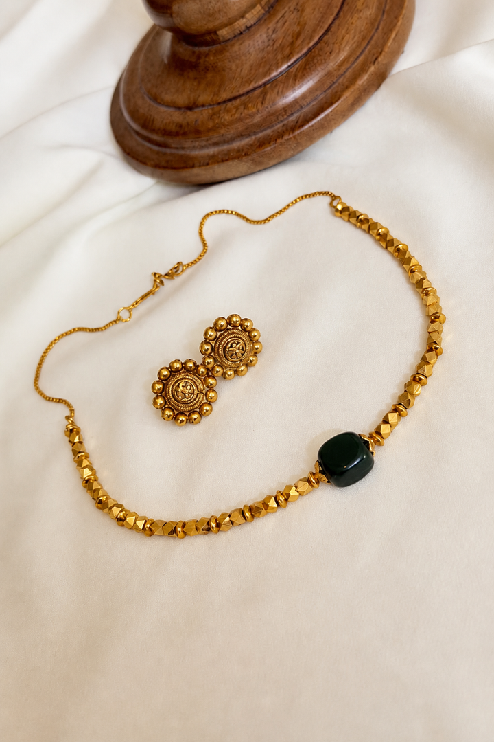 Square Raw Stone Necklace with Earrings — GREEN