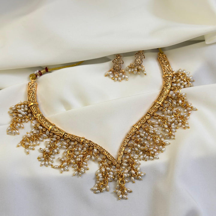 Rice Pearl Hasli Necklace